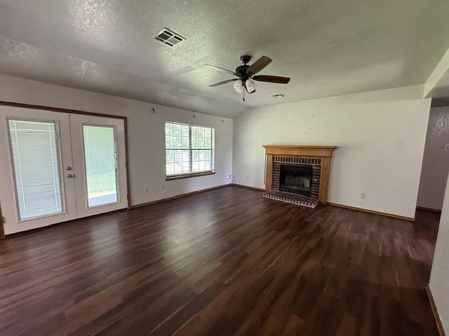 204 S Chanda Ln — Photo 5