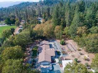 114 Buckskin Rd, Grants Pass, OR 97526