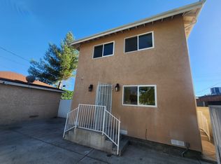 19951 Saticoy St, Winnetka, CA 91306