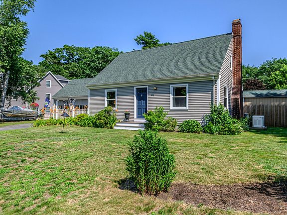 4th image of 8 White Birch Lane