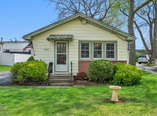 16207 Oak Ave, Oak Forest, IL 60452