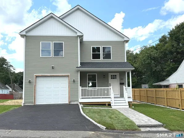 17 Dracut Avenue, Waterbury, CT 06704