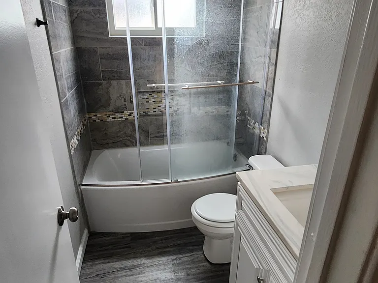 4906 Crestwood Dr — Photo 5