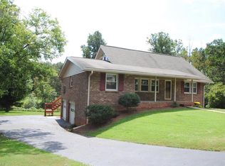 2699 Nantucket Dr, Winston Salem, NC 27103