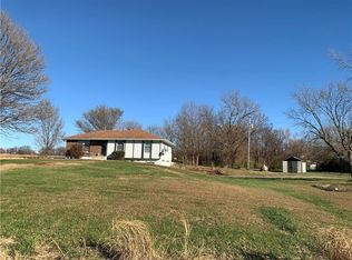 24907 S State Route C, Peculiar, MO 64078