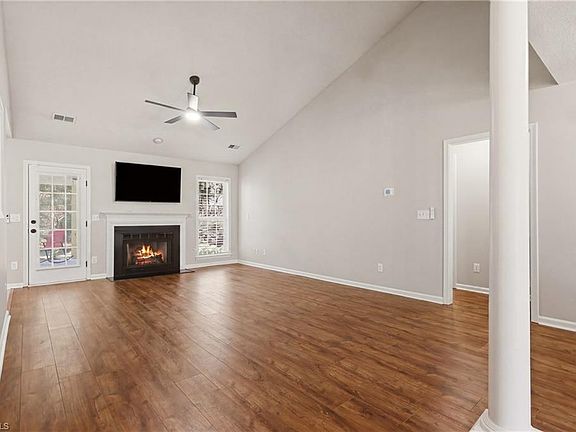 5th image of 3801 Auburn Hills Dr