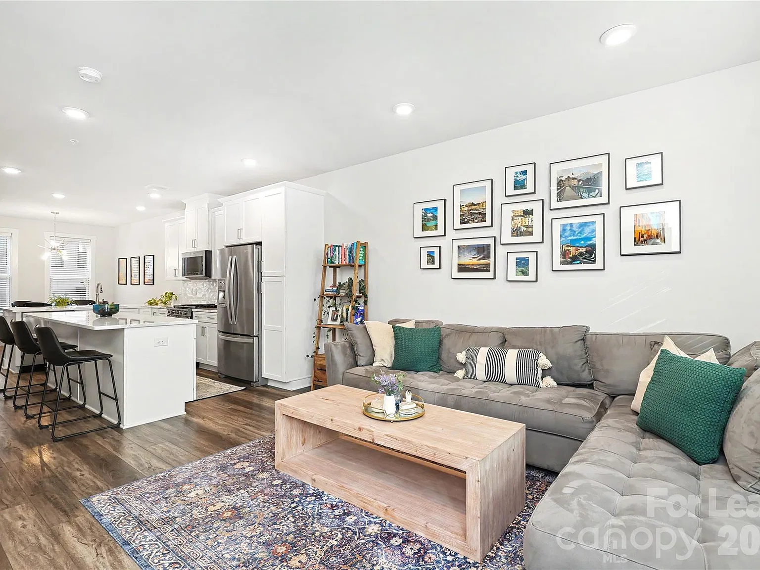 3 bed, 3.5 bath, $3,995 — Photo 3