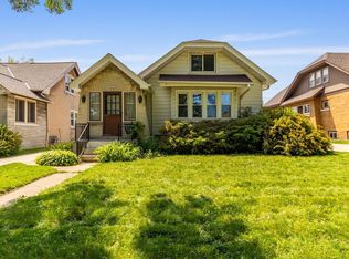 2221 N 60th St, Wauwatosa, WI 53208