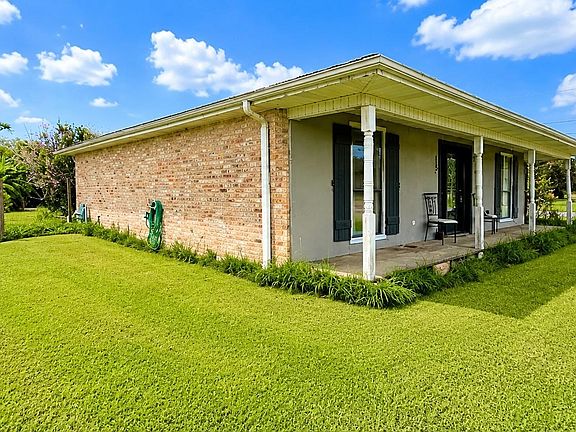 12th image of 187 Coteau Ln