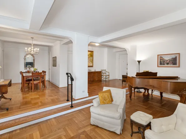 565 West End Avenue 4E image 1 of 11