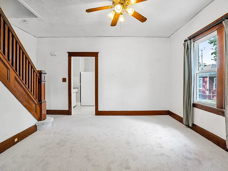 35324 Chestnut St — Photo 12