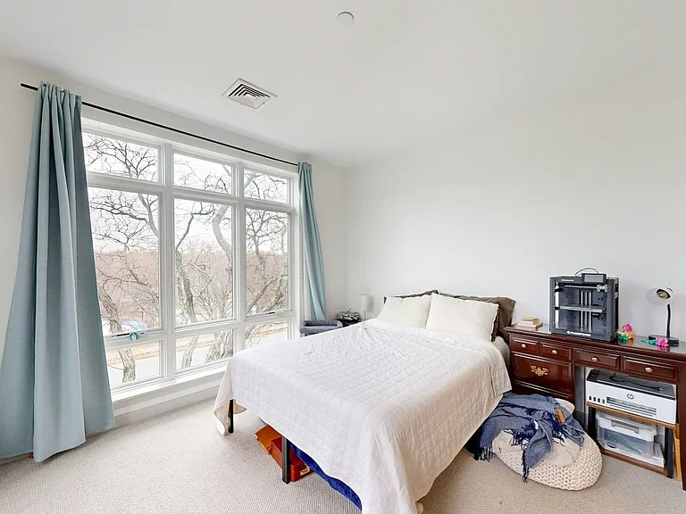 180 Telford St #321 — Photo 5