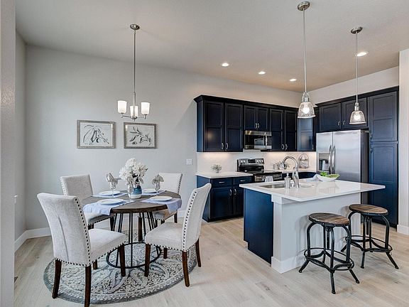 Kitchen Dining Area