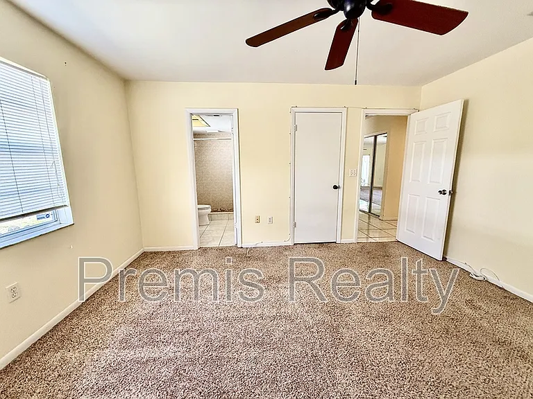 2238 Colonial Dr — Photo 19