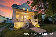 photo property thumbnail