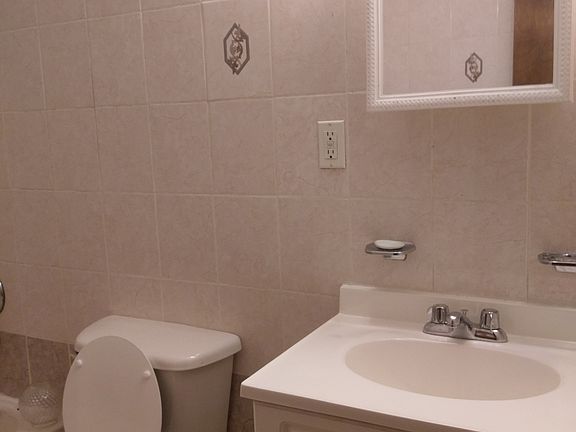 5th image of 625 Barretto St #3