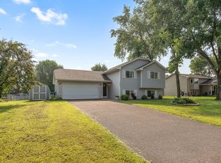 5652 Kalland Ave NE, Albertville, MN 55301
