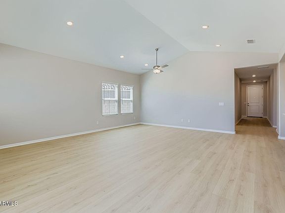 4th image of 36763 W SANTA MARIA Street