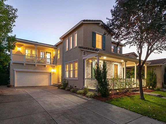 2nd image of 527 Chablis Drive