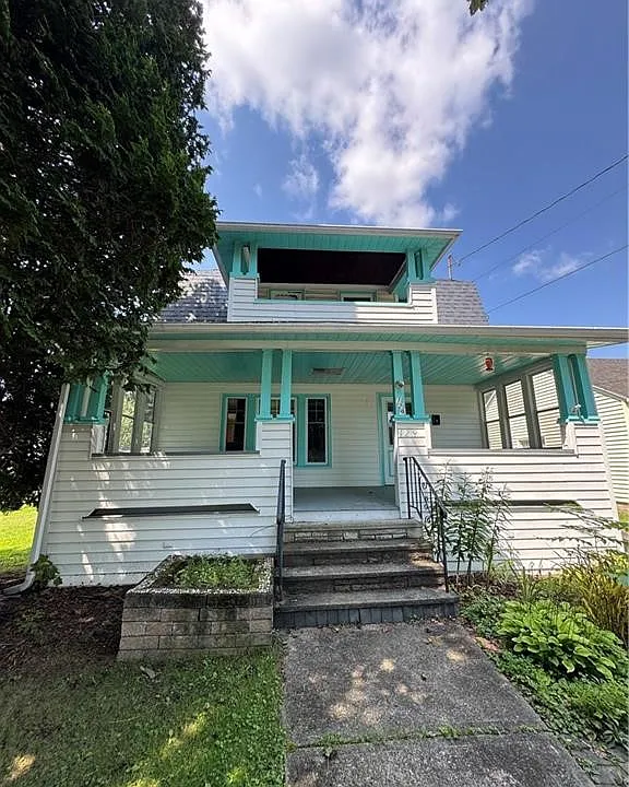 129 Oakwood Ave