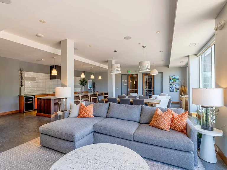 The Island Residences — Photo 6