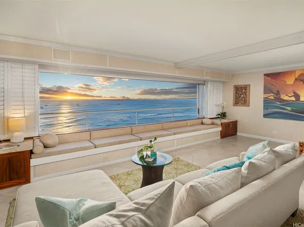 2895 Kalakaua Ave #1404 & 1405, Honolulu, HI 96815