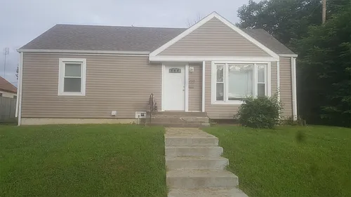 616 Cleburn St Photo 1