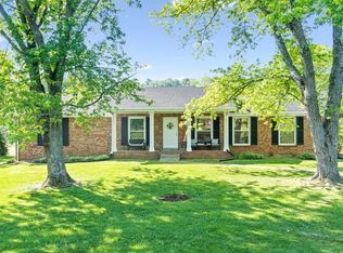 413 Rivermont Dr, Clarksville, TN 37043