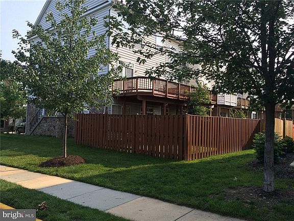 3rd image of 42474 Magellan Sq