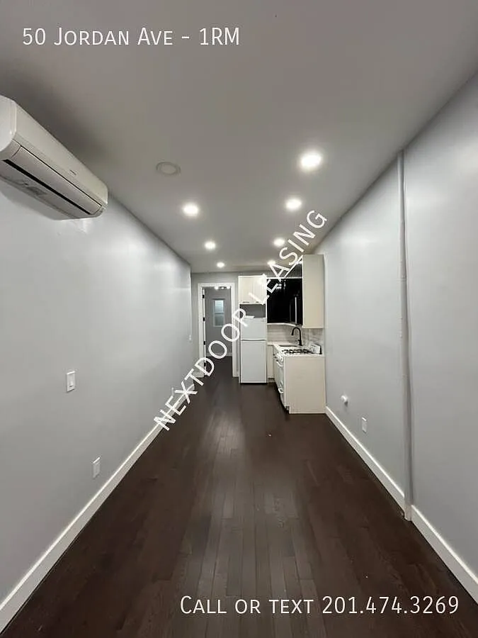 50 Jordan Ave — Photo 4