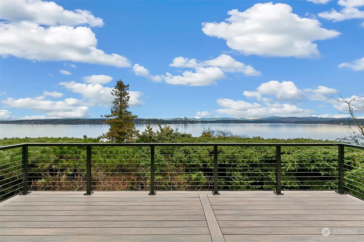 1706 Howell Place photo 1