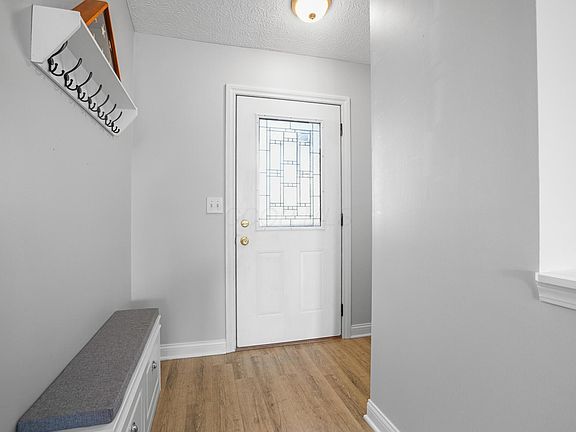 5th image of 358 Western Dreamer Dr