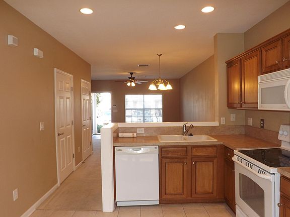 4th image of 8134 Summerside Cir