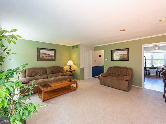 5th image of 59 Walden Mill Way