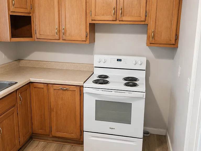 1314 Avalon Dr — Photo 7