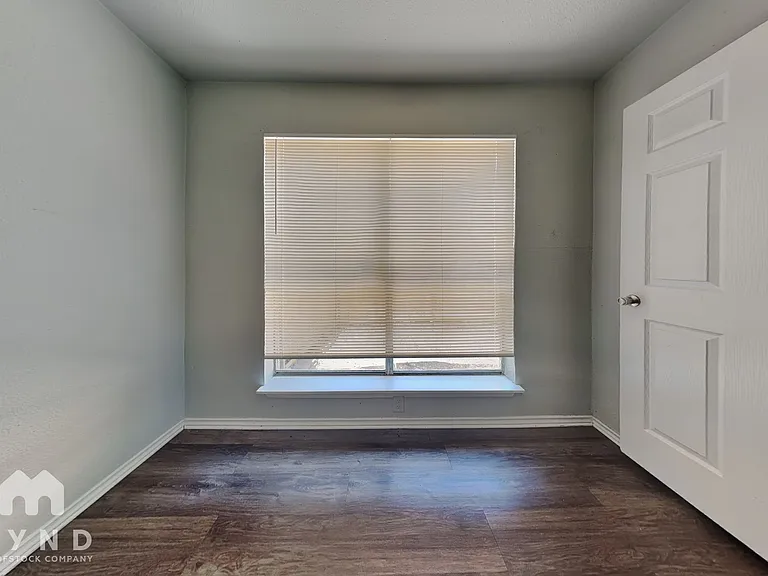 703 Marlow Pl — Photo 10
