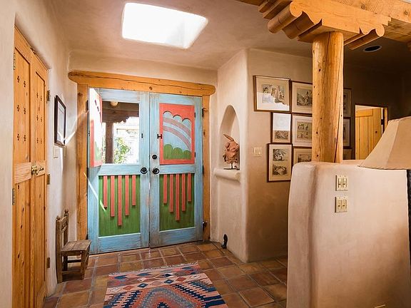 5th image of 47 Calle Encanto