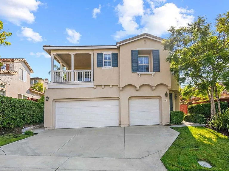 465 Avenida Antonio — Photo 1