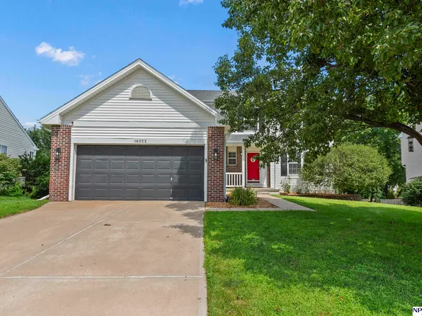 16022 S St, Omaha, NE 68135