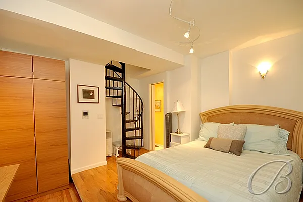 Sold by Bellmarc Realty | media 19