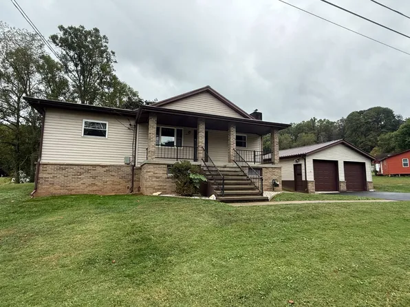 123 Stonewall Dr, Weston, WV 26452