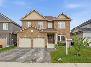 215 Breton St, Clearview, ON L0M 1S0