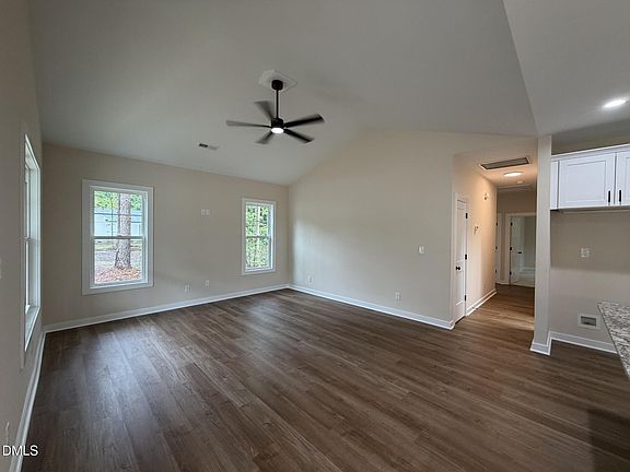 5th image of 213 Chase St Lot 4