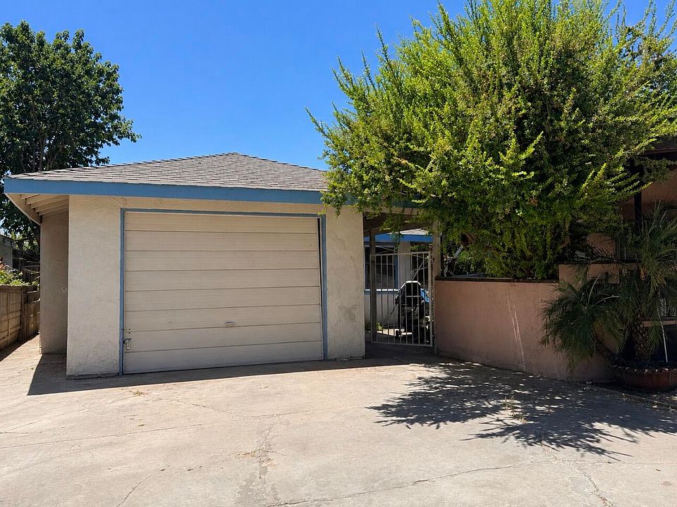 2nd image of 823 Forrester Court