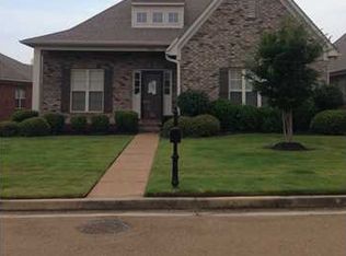 5933 Savannah Xing, Southaven, MS 38672
