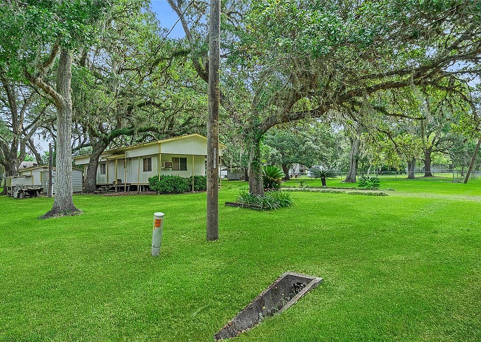 1st image of 20315 Forest Oaks Dr