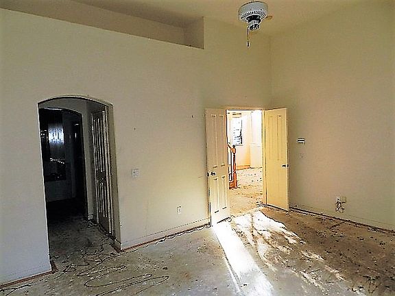 3rd image of 1010 Westcreek Ln