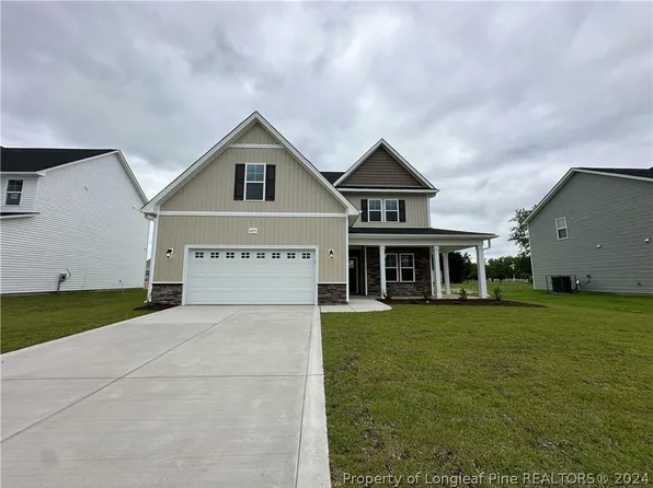 645 Amusement Lot 130, Drive Hope Mills, NC 28348