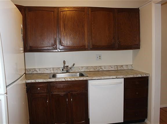 Eat in kitchen.
