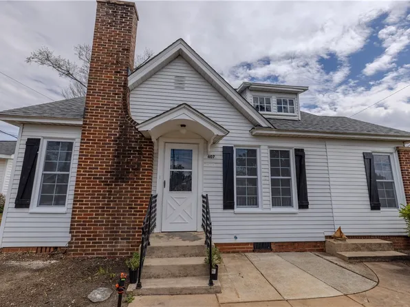 407 S Walnut St, Seneca, SC 29678